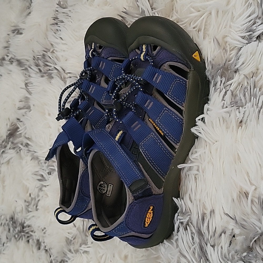 Keen hiking water sandals